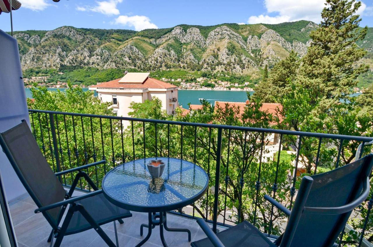 Bay View Apartments Kotor Exterior foto